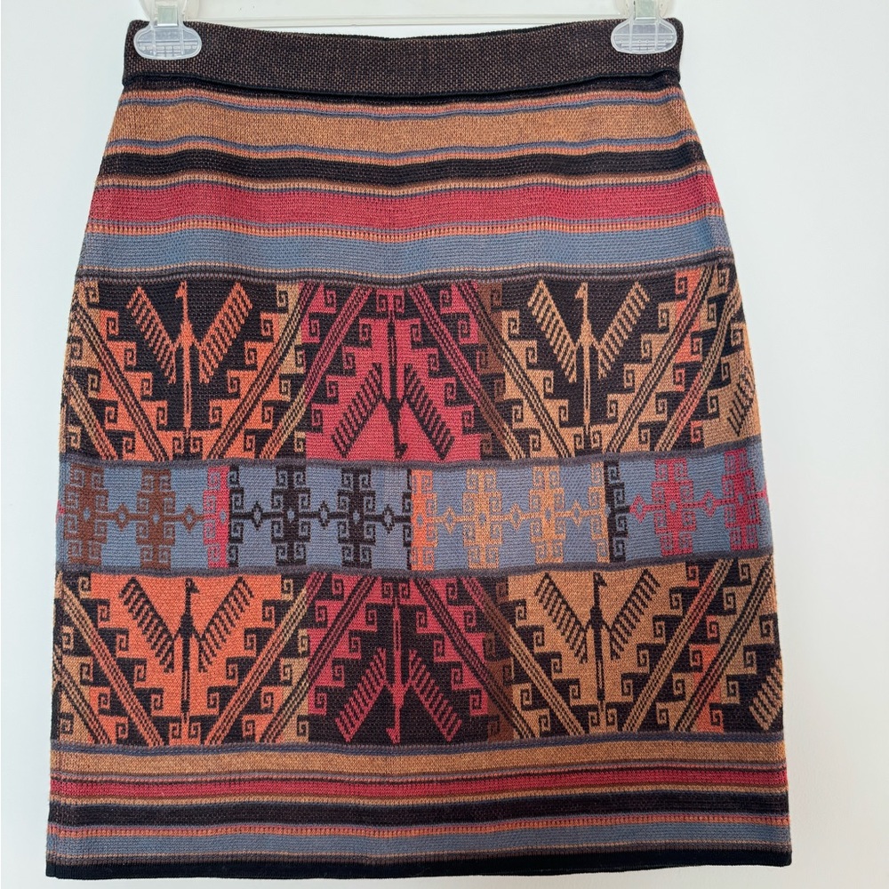 Peruvian Connection Sweater Knit Skirt. High Quality and Very Pretty! EUC